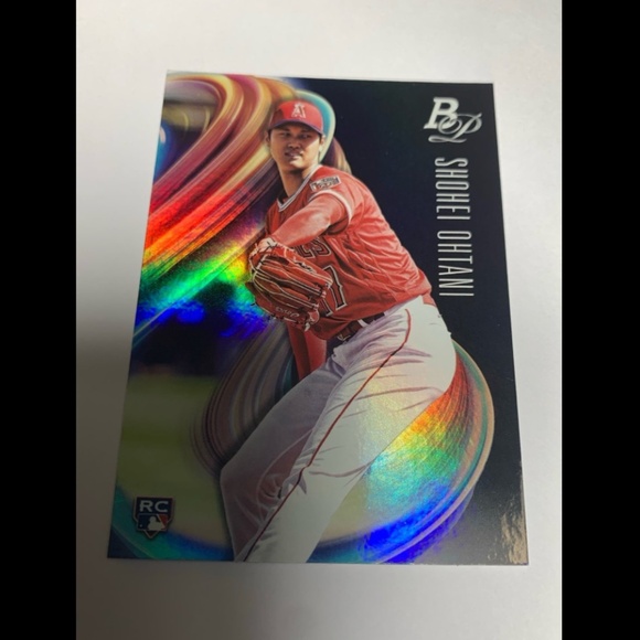 🔥SHOHEI OHTANI ROOKIE CARD REFRACTOR HOLOFOIL 2018 TOPPS (RC) - Picture 2 of 5